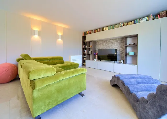 Siora In By Interhome Appartamento Njivice